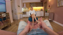 'Hot Romanian Teacher Gets Facial From Student' screenshot nº 26