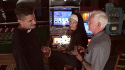 Captura de 'Slutty Nun Does Vegas' nº 13