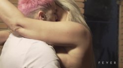 Captura de 'Blonde MILF Surprises Young Man and They End Up Having Hot Sex on the Living Room' nº 12