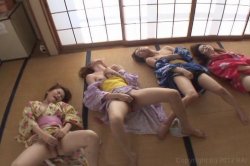 Captura de 'Hot Spring Orgy Retreat' nº 61