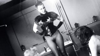 Kneel for Nylon - Escena2 - 6