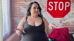 'New Chubby Chick Fucks a Skinny Dude' screenshot nº 13