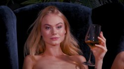 Captura de 'Sensational Hot Girls' nº 79