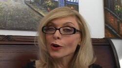 Captura de 'Nina Hartley & Joe Loughlin Suck and Facial Collector Scene' nº 15