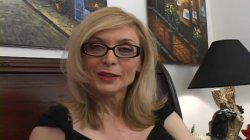 Captura de 'Nina Hartley & Joe Loughlin Suck and Facial Collector Scene' nº 22
