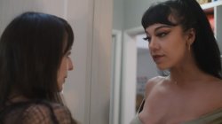 'BITCHMOM | Lesbian Femdom' screenshot nº 6