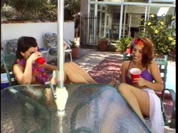 Captura de 'Gia's Pool Party' nº 10