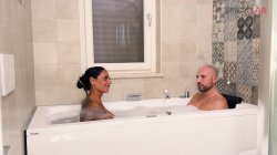 'Italian big boobs toast in the bath with DP and cum' screenshot nº 15