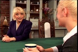 Captura de 'Older Women & Younger Women' nº 6