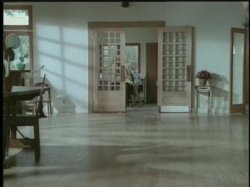 'White Wedding' screenshot nº 75