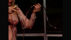 Captura de 'Nina Hartley's Guide to Masturbation' nº 56