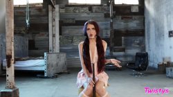 Captura de 'Girl Gang' nº 2