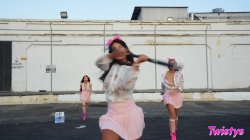 Captura de 'Girl Gang' nº 1
