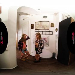 Captura de 'Stay Inside the House Part II' nº 3