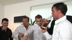 'Bachelor Party Orgy 2' screenshot nº 7