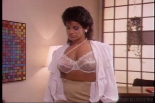 Strokin&#39; To The Oldies: Vanessa Del Rio - Scène18 - 2