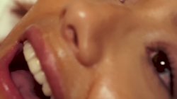 Captura de 'Veronica Leal Fucks Her Girl, Oils Her Body, and Licks Her Dripping Pussy' nº 41