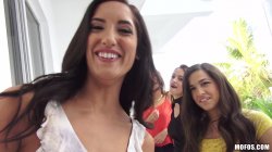 Captura de 'Real Slut Party 24' nº 3