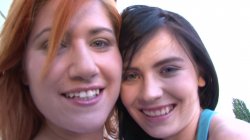 'Lusty Babes Share Dick in Freaky 3Way Action' screenshot nº 3