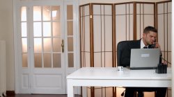 Captura de '5 Young Lawyers Take Cock' nº 66