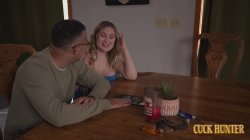 Captura de 'Big Busty Wife Emma Shay Rides a BBC' nº 1