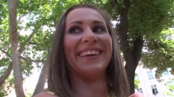 'Newbie Takes Spunk Up Her Ass' screenshot nº 23