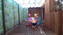 'Photo Shoot And Threesome With Two Mature Women' screenshot nº 22