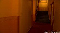Captura de 'Brazzers Worldwide: Budapest' nº 33
