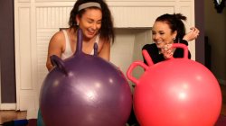 Captura de 'Lesbian Anal Virgins 2' nº 57