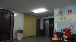 Captura de 'Curvy Latina Rides Her College Trans Lover Cock' nº 1