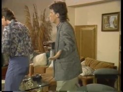 Captura de 'Girls In Tight Jeans And Deep Trouble' nº 46