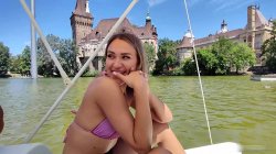 'Merida Sat Rimming Newbie Gushes Girl Cum For Her First Time' screenshot nº 17