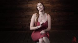 Captura de 'Device Bondage - Lauren Phillips: Helpless Redhead in Brutal Bondage Made to Cum' nº 10