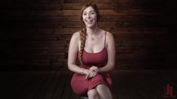 Captura de 'Device Bondage - Lauren Phillips: Helpless Redhead in Brutal Bondage Made to Cum' nº 23