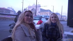 Captura de 'Wild MILFs Amber & Angel Wicky Fuck Lucky Guy' nº 5