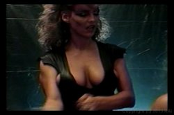 Captura de 'Women Who Love Girls Of The 80's' nº 125