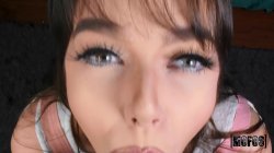 Captura de 'Stretching My Girlfriend's Pussy 24' nº 5