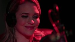 'Love On The Line' screenshot nº 55