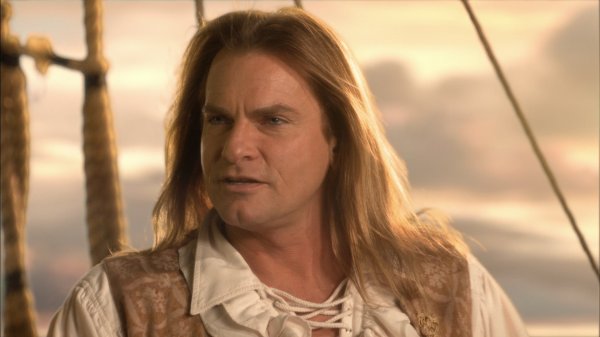 Free Video Preview image 7 from Pirates 2