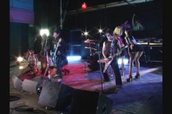 Captura de 'Live and Loaded in L.A.' nº 14