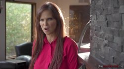Captura de 'Our Religious Neighbor' nº 33