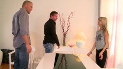 Captura de 'Horny Housewives' nº 3