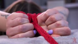 Captura de 'Hogtied - Deviant Delivery: Kristen Scott Gets HolidayTorment at Home' nº 119