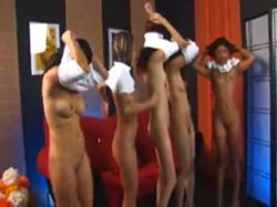 'Asian Spanking Sorority Girls' screenshot nº 44