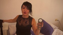 Captura de 'Spanish Horny Moms' nº 6