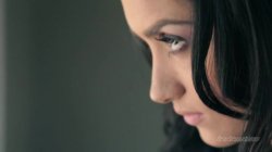 Captura de 'Living Dolls' nº 1