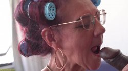 'Mature to Fuck: Edy Kadilac' screenshot nº 48