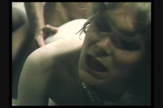 French Shampoo - Scene9 - 5