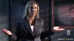Captura de 'Big Tits At Work Vol. 19' nº 49