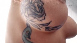 'Inked & Horny' screenshot nº 1